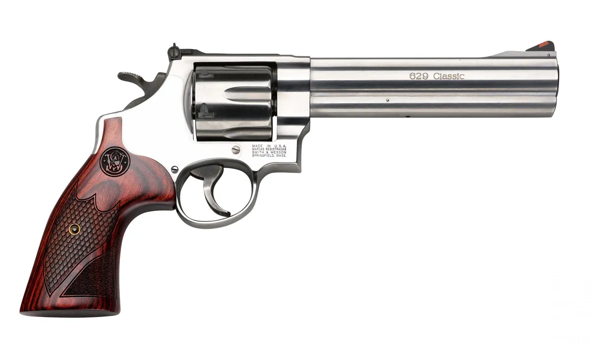 150714Model 629 Deluxe 6.5" 6 Round 44 Magnum/44 Special Revolver - Stainless/Wood