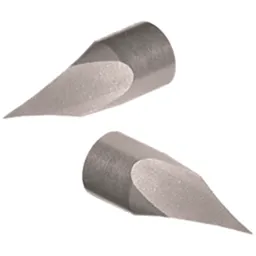 810